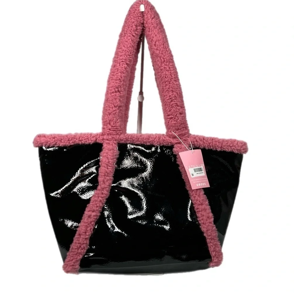 Skinny Dip | Alexa Tote Bag Black Patent Vegan Leather Pink Sherpa Trim